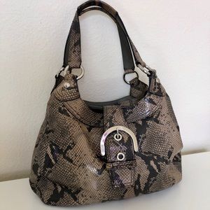 Authentic Coach shoulder bag